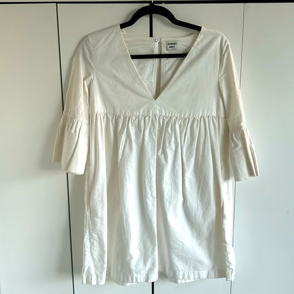 Aritiza Sunday Best XS Dress - Picture 1 of 4